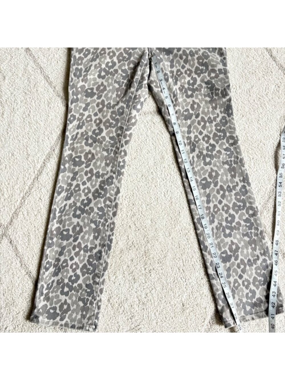 Ann Taylor Modern Fit Gray Leopard Print Skinny Jeans 4P Stretch Ankle - Picture 5 of 7